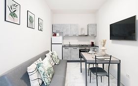 Easylife - Appartamento Elegante Moderno E Accogliente - La Tua Oasi In Citta