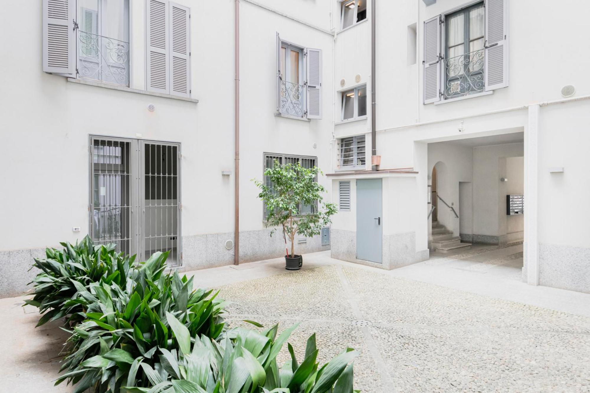 Easylife - Appartamento Elegante Moderno E Accogliente - La Tua Oasi In Citta Milan Extérieur photo