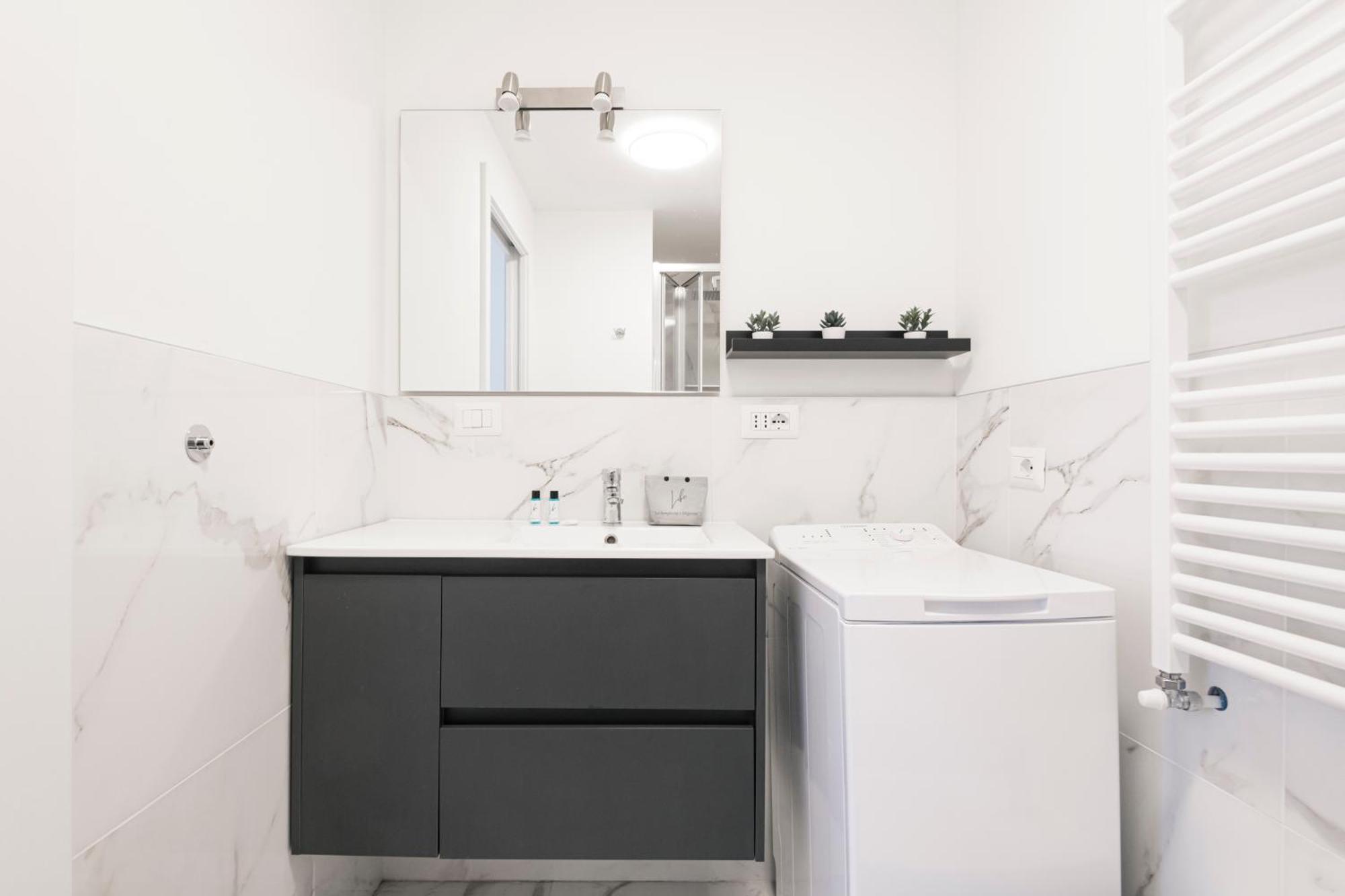 Easylife - Appartamento Elegante Moderno E Accogliente - La Tua Oasi In Citta Milan Extérieur photo